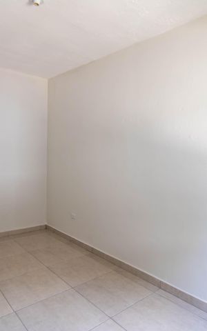 Casa de condomínio para alugar com 46m², 1 quarto e sem vaga Casa de condomínio para alugar com 46m², 1 quarto e sem vagaQuarto