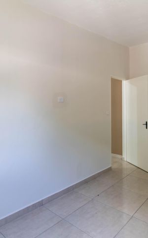 Casa de condomínio para alugar com 46m², 1 quarto e sem vaga Casa de condomínio para alugar com 46m², 1 quarto e sem vagaQuarto