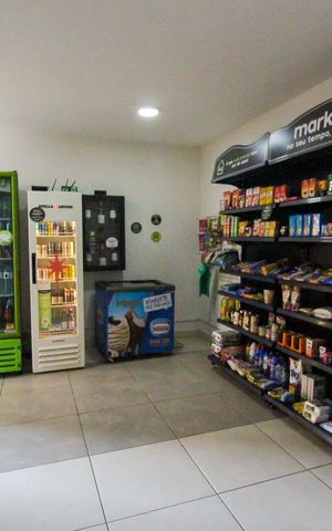 Apartamento à venda com 52m², 2 quartos e 1 vaga Apartamento à venda com 52m², 2 quartos e 1 vagaMini Mercado