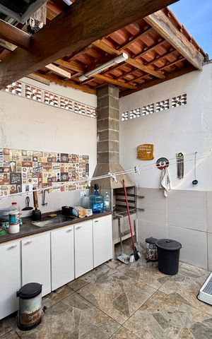 Casa à venda com 107m², 2 quartos e 1 vaga Casa à venda com 107m², 2 quartos e 1 vagaTerraço