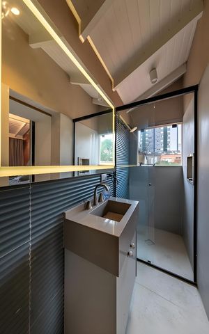 Casa para alugar com 220m², 4 quartos e 2 vagas