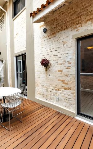 Casa para alugar com 220m², 4 quartos e 2 vagas