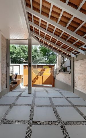 Casa para alugar com 220m², 4 quartos e 2 vagas