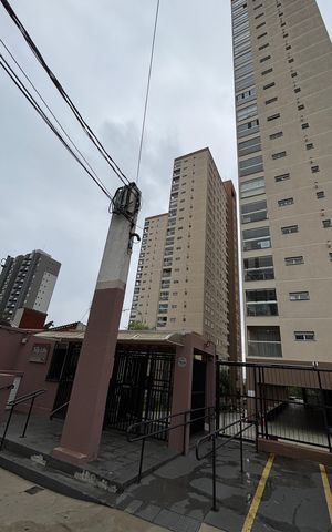 Apartamento para alugar com 52m², 2 quartos e 1 vaga Apartamento para alugar com 52m², 2 quartos e 1 vagaFachada