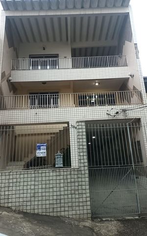 Casa para alugar com 550m², 4 quartos e 4 vagas Casa para alugar com 550m², 4 quartos e 4 vagasFachada