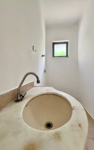 Casa para alugar com 238m², 3 quartos e 3 vagas Casa para alugar com 238m², 3 quartos e 3 vagasLavabo