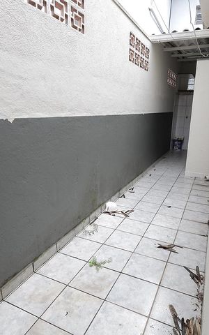 Casa à venda com 67m², 2 quartos e 2 vagas Casa à venda com 67m², 2 quartos e 2 vagasCorredor