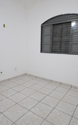 Casa à venda com 67m², 2 quartos e 2 vagas Casa à venda com 67m², 2 quartos e 2 vagasQuarto 2