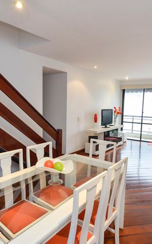 Apartamento à venda com 223m², 4 quartos e 2 vagas Apartamento à venda com 223m², 4 quartos e 2 vagasSala