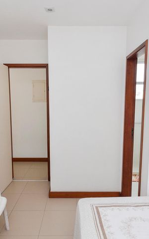 Apartamento à venda com 223m², 4 quartos e 2 vagas Apartamento à venda com 223m², 4 quartos e 2 vagasSuíte 2