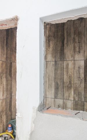 Casa para alugar com 84m², 5 quartos e 2 vagas Casa para alugar com 84m², 5 quartos e 2 vagasEdícula - Banheiro