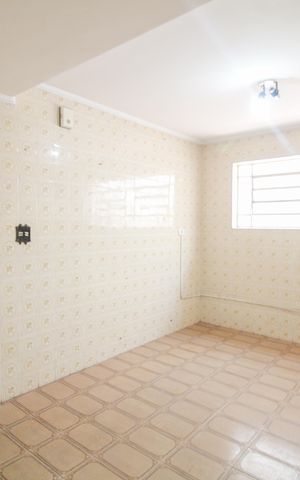 Casa para alugar com 84m², 5 quartos e 2 vagas Casa para alugar com 84m², 5 quartos e 2 vagasCozinha