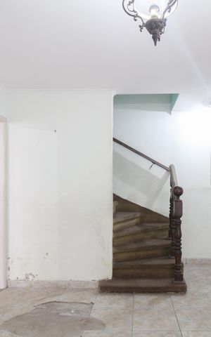 Casa para alugar com 84m², 5 quartos e 2 vagas Casa para alugar com 84m², 5 quartos e 2 vagasSala