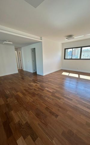 Apartamento à venda com 160m², 3 quartos e 3 vagas Apartamento à venda com 160m², 3 quartos e 3 vagasQuarto