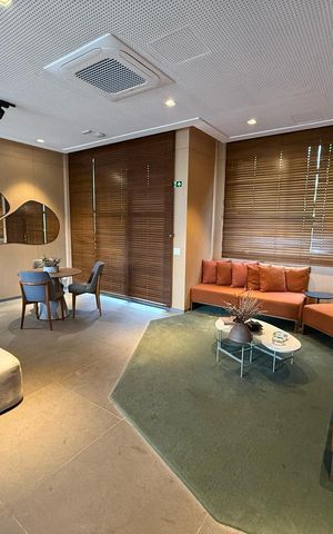 Apartamento à venda com 160m², 3 quartos e 3 vagas Apartamento à venda com 160m², 3 quartos e 3 vagasÁrea externa