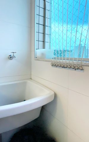 Apartamento à venda com 122m², 3 quartos e 2 vagas Apartamento à venda com 122m², 3 quartos e 2 vagasÁrea de Serviço
