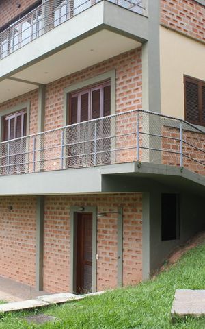 Casa de condomínio para alugar com 750m², 3 quartos e 5 vagas Casa de condomínio para alugar com 750m², 3 quartos e 5 vagasQuintal