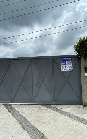 Casa de condomínio para alugar com 750m², 3 quartos e 5 vagas Casa de condomínio para alugar com 750m², 3 quartos e 5 vagasPlaca