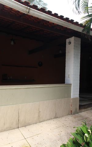 Casa de condomínio para alugar com 360m², 4 quartos e 3 vagasChurrasqueira