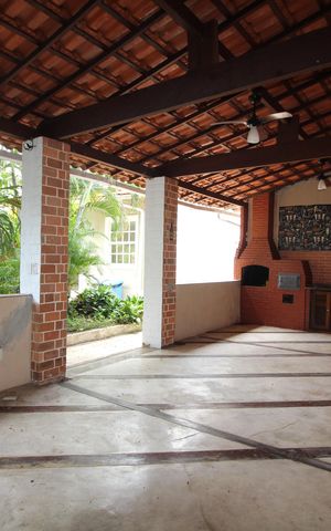 Casa de condomínio para alugar com 360m², 4 quartos e 3 vagasChurrasqueira