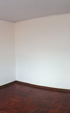 Casa para alugar com 58m², 2 quartos e 1 vaga Casa para alugar com 58m², 2 quartos e 1 vagaSala