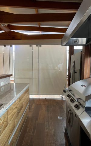 Apartamento à venda com 175m², 2 quartos e 2 vagas Apartamento à venda com 175m², 2 quartos e 2 vagasCobertura