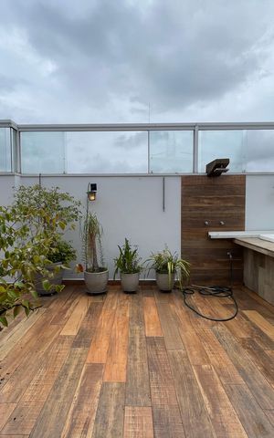 Apartamento à venda com 175m², 2 quartos e 2 vagas Apartamento à venda com 175m², 2 quartos e 2 vagasCobertura
