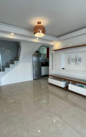 Apartamento à venda com 175m², 2 quartos e 2 vagas Apartamento à venda com 175m², 2 quartos e 2 vagasSala