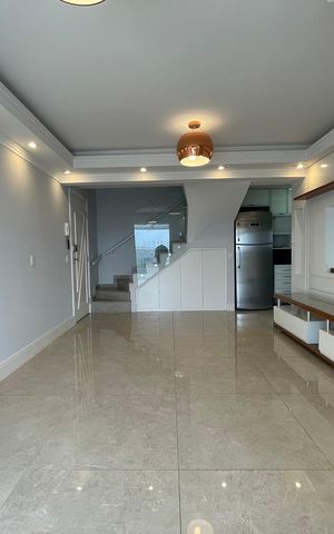 Apartamento à venda com 175m², 2 quartos e 2 vagas Apartamento à venda com 175m², 2 quartos e 2 vagasSala