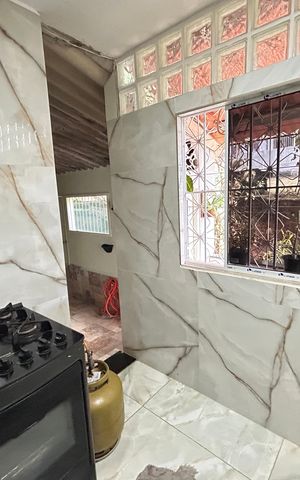 Apartamento à venda com 2m², 3 quartos e 1 vagaCozinha