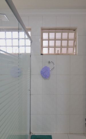 Casa à venda com 415m², 5 quartos e 4 vagasBanheiro da Suite 1
