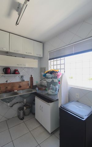 Casa à venda com 415m², 5 quartos e 4 vagasÁrea de Serviço