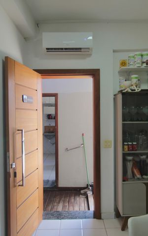 Casa à venda com 415m², 5 quartos e 4 vagasEscritório