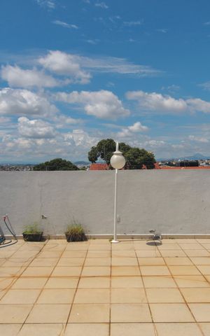 Casa à venda com 415m², 5 quartos e 4 vagasVaranda