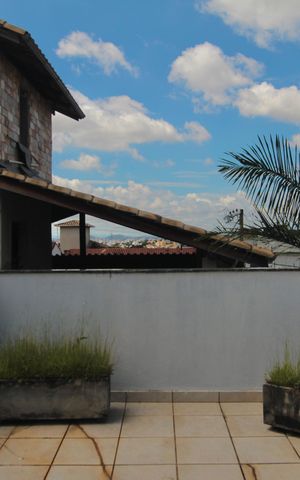Casa à venda com 415m², 5 quartos e 4 vagasVaranda da Suite 1