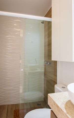 Apartamento para alugar com 64m², 3 quartos e 1 vaga Apartamento para alugar com 64m², 3 quartos e 1 vagaBanheiro da Suíte
