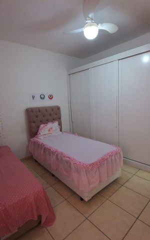 Casa à venda com 156m², 3 quartos e 2 vagas Casa à venda com 156m², 3 quartos e 2 vagasQuarto