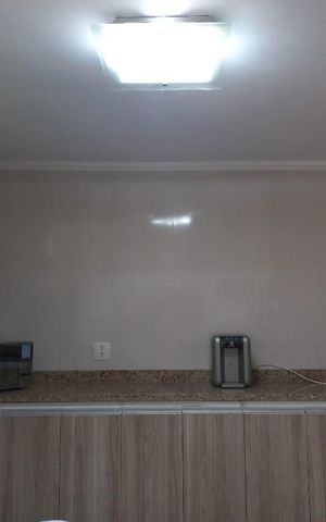 Casa à venda com 156m², 3 quartos e 2 vagas Casa à venda com 156m², 3 quartos e 2 vagasCozinha