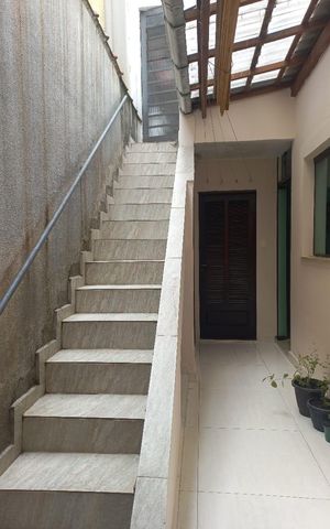 Casa à venda com 156m², 3 quartos e 2 vagas Casa à venda com 156m², 3 quartos e 2 vagasOutros