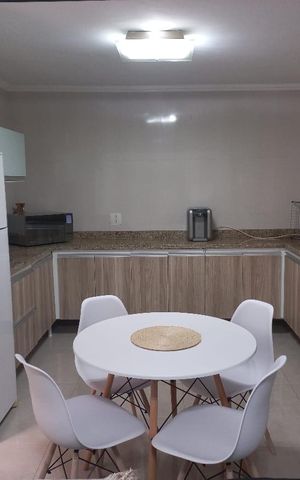 Casa à venda com 156m², 3 quartos e 2 vagas Casa à venda com 156m², 3 quartos e 2 vagasCozinha