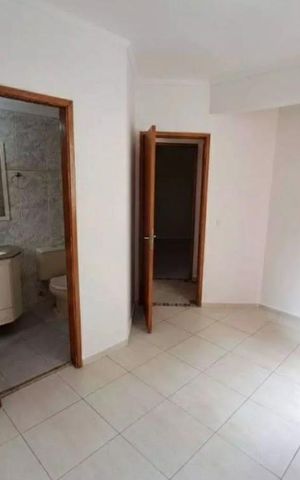 Apartamento à venda com 70m², 3 quartos e 2 vagas Apartamento à venda com 70m², 3 quartos e 2 vagasSala