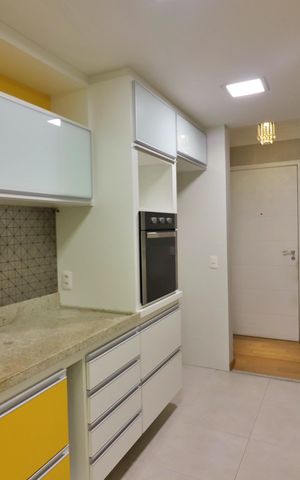 Apartamento para alugar com 94m², 3 quartos e 2 vagasCozinha