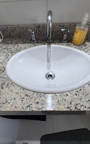 Apartamento para alugar com 84m², 2 quartos e 1 vagaSuíte 2 - Banheiro