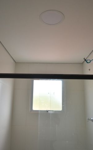 Casa à venda com 118m², 2 quartos e 2 vagasBanheiro da Suíte 2