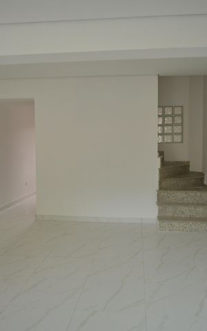 Casa à venda com 118m², 2 quartos e 2 vagasCozinha