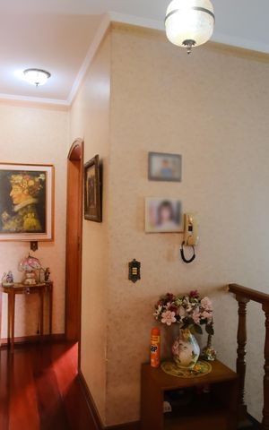 Casa à venda com 290m², 4 quartos e 4 vagasHall dos Quartos