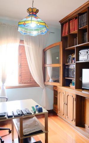 Casa à venda com 290m², 4 quartos e 4 vagasQuarto 2