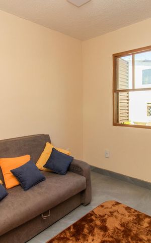 Casa de condomínio à venda com 65m², 2 quartos e sem vagaSala