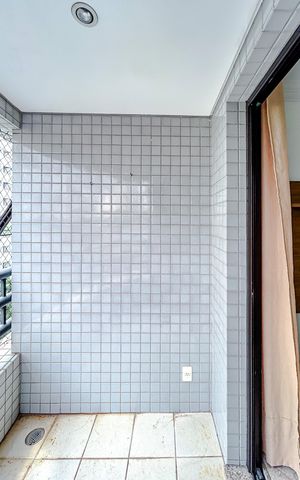 Apartamento à venda com 52m², 2 quartos e 2 vagasVaranda