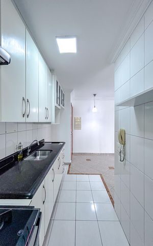 Apartamento à venda com 52m², 2 quartos e 2 vagasCozinha